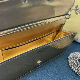 Picture of Valentino Handbags _SKUfw162787902fw